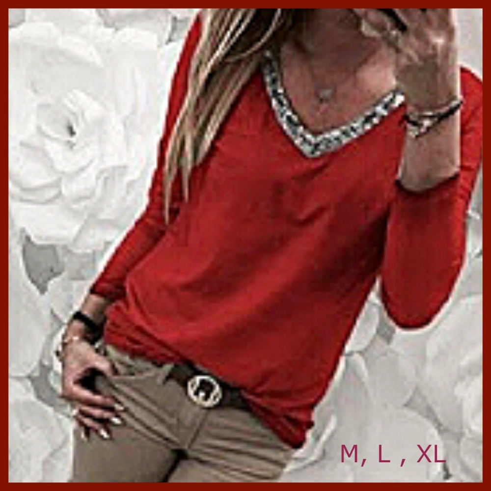 ❤️Red ❤️V-Neck Sequined Sparkle top. - Picture 3 of 4